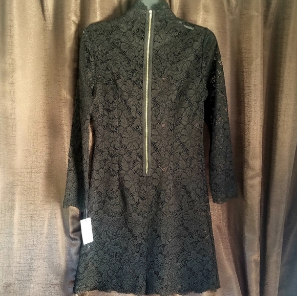 Prosecco Floral Lace Overlay Dress - Picture 5 of 9